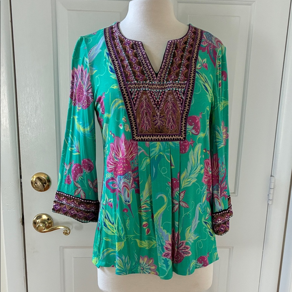 EUC Soft Surroundings Maddalena stretchy top Small or Medium